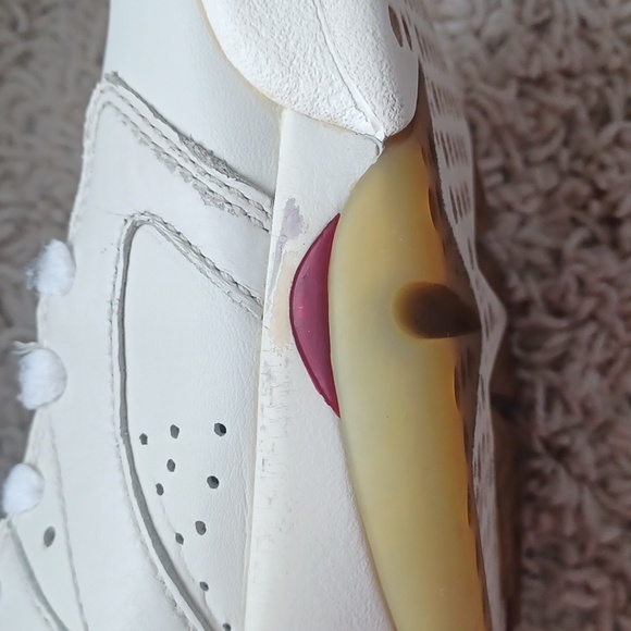 Air Jordan 6 Retro Size 8 Off White/ Maroon GUC - Picture 7 of 14